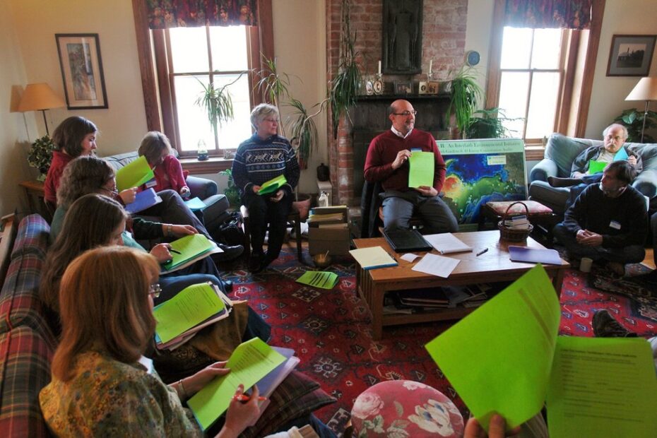 What to Cover in a Fundraising Debrief That Improves the Next Campaign